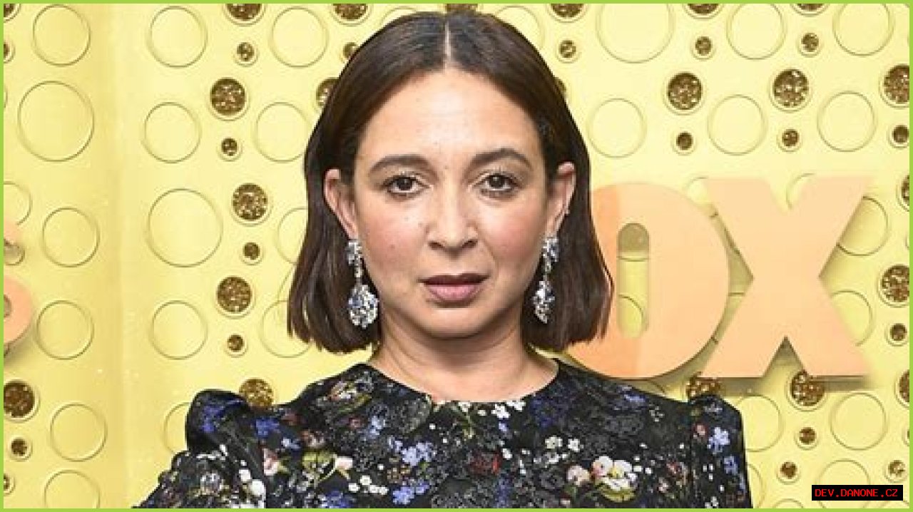 Maya Rudolph's Journey: Understanding Her Weight Gain And Body Positivity
