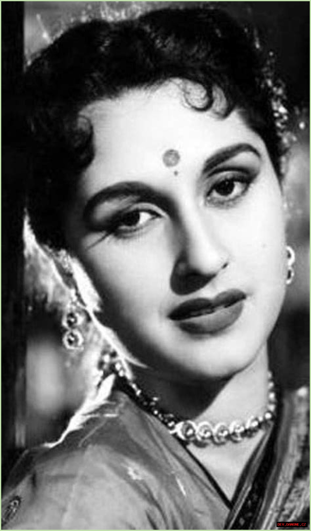 Unveiling The Enigma Of Bina Rai: The Timeless Actress