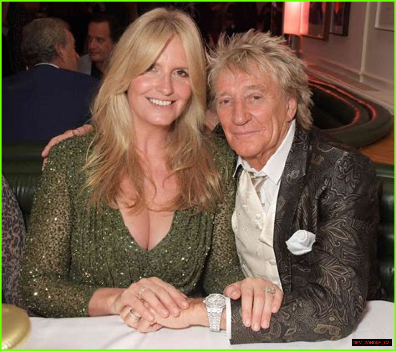 Unveiling The Life Of Rod Stewart's Wife: A Journey Through Love And Fame